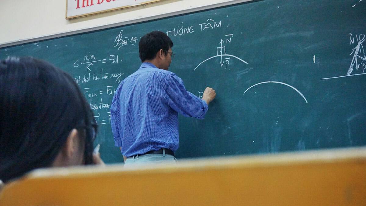 Concurso Aparecida de Goiânia: 2.956 vagas na Educação