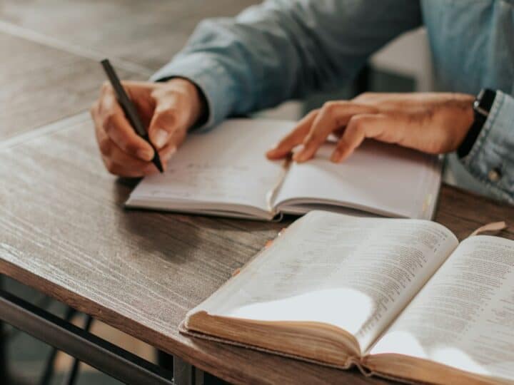 Como montar um plano de estudos eficiente para concursos