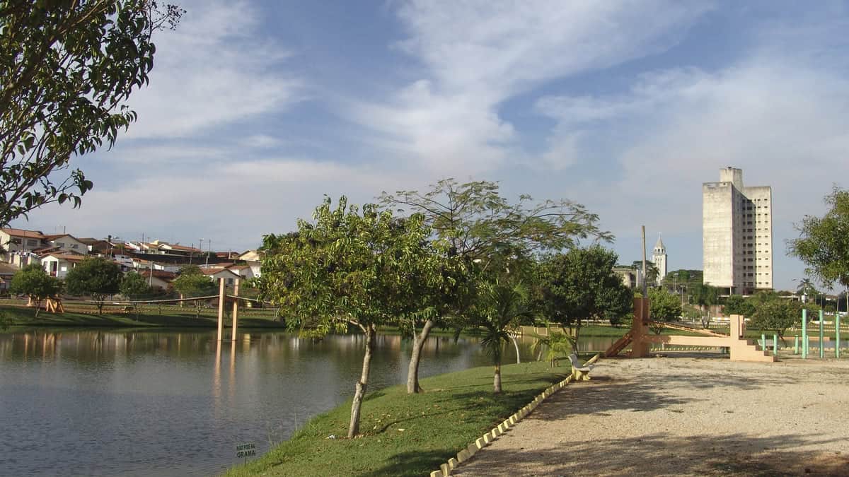 Concurso Taquarituba 2026 tem 22 vagas; até R$ 22 mil