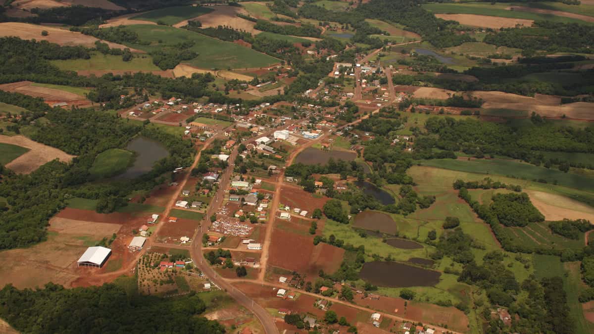 Concurso Novo Xingu RS 2026 abre 12 vagas com salários até R$ 8,8 mil
